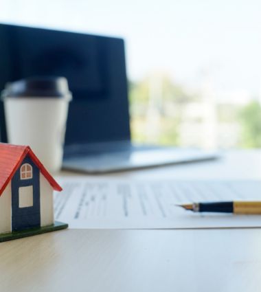 How to Understand Real Estate Contracts with a Lawyer